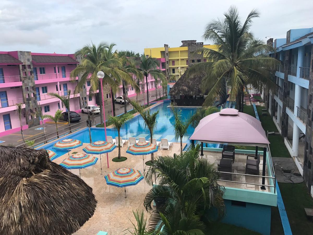 Miami Inn Nuevo Vallarta Bagian luar foto
