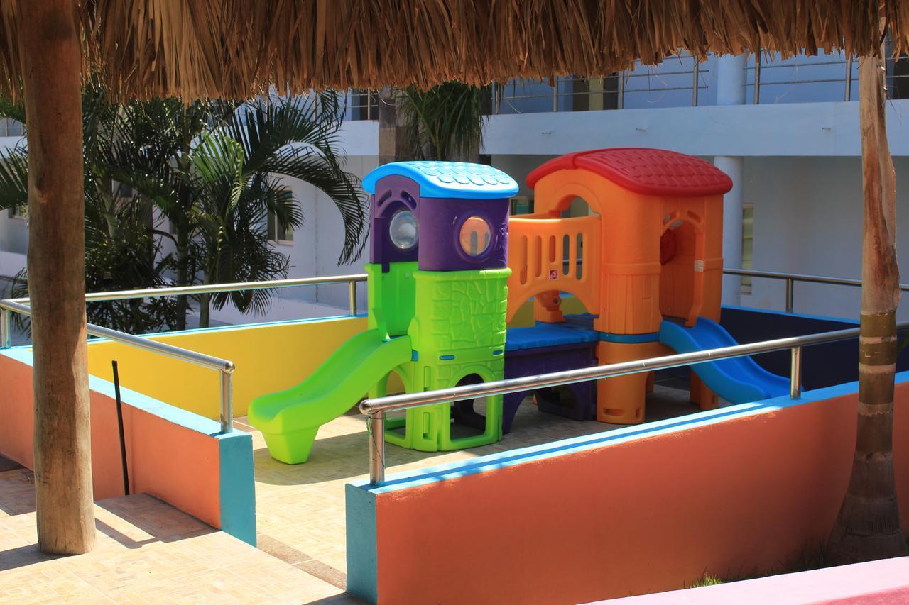 Miami Inn Nuevo Vallarta Bagian luar foto