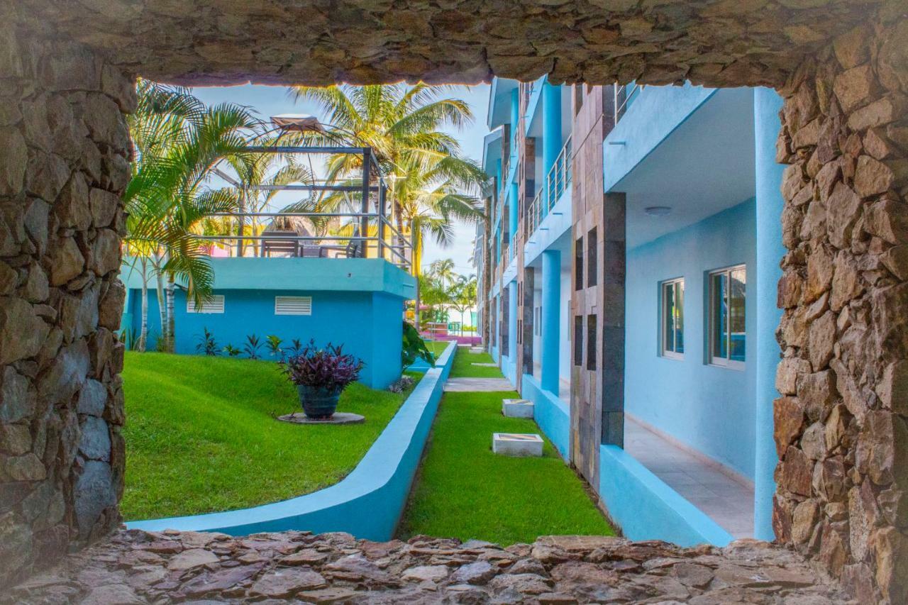 Miami Inn Nuevo Vallarta Bagian luar foto