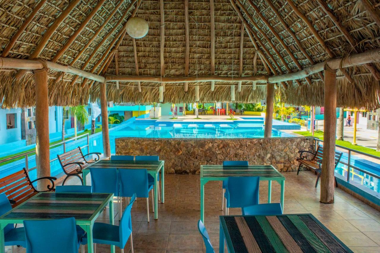 Miami Inn Nuevo Vallarta Bagian luar foto